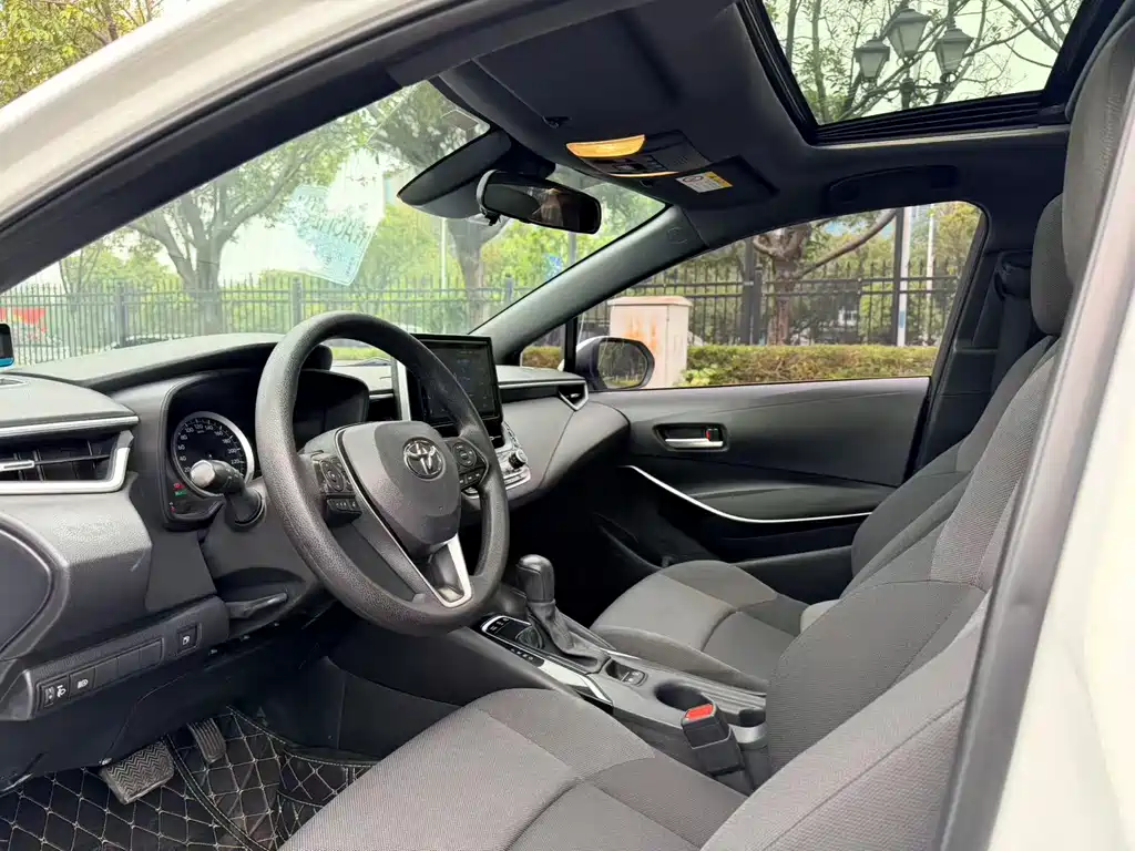 Levin Dual Engine 1.8 H E-CVT Tech