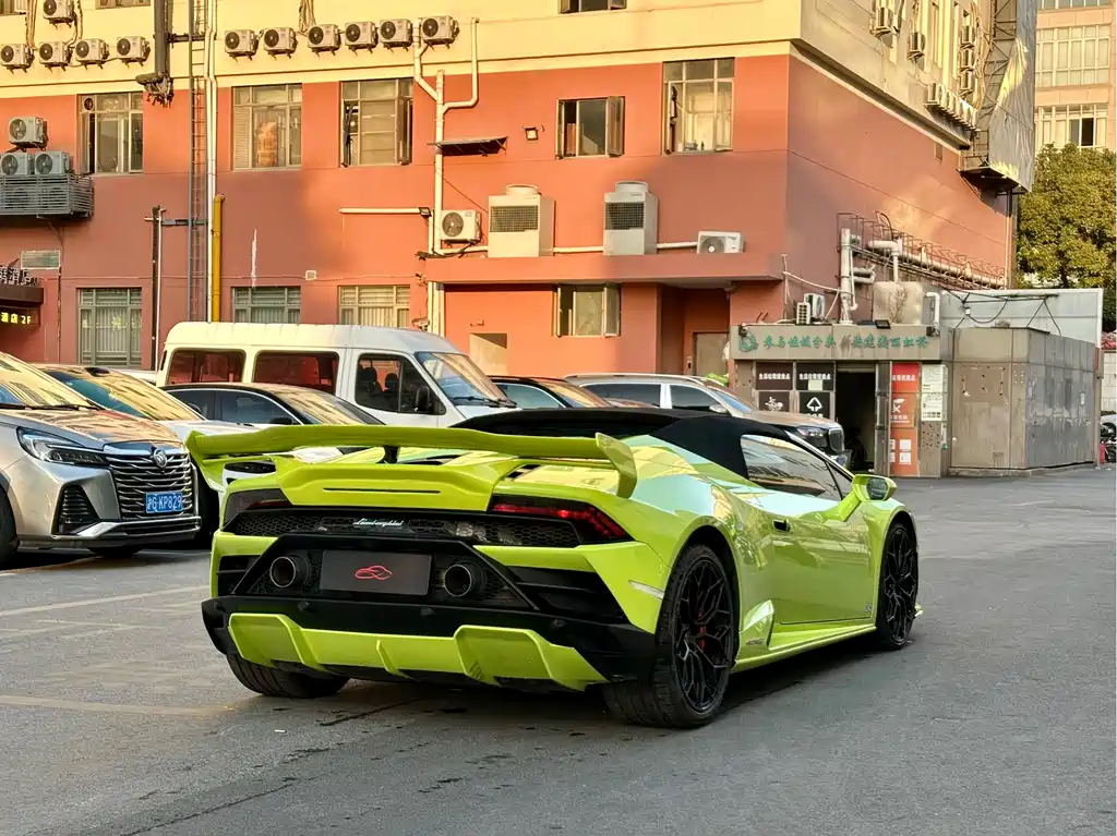 Huracán Huracán EVO RWD Spyder