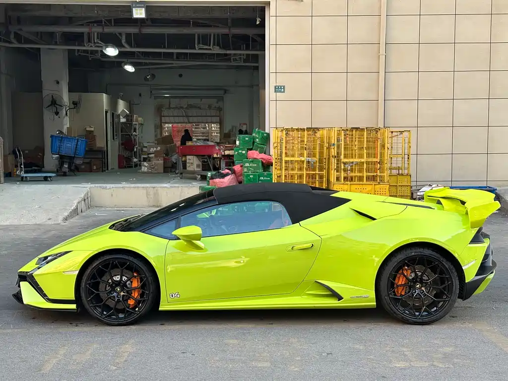 Huracán Huracán EVO RWD Spyder