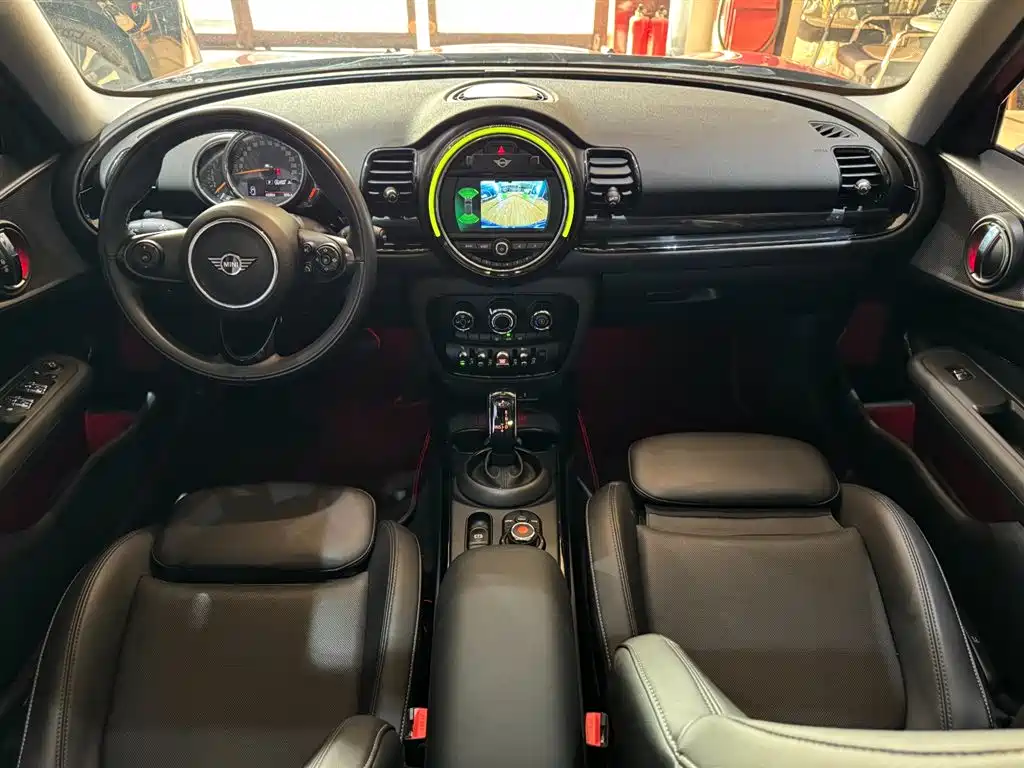 MINI CLUBMAN 1.5 T ONE