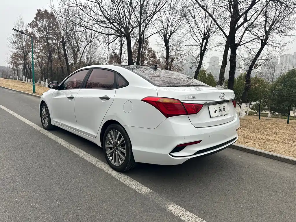 Mistra 1.8 L Auto Intelligent GLS CN-V