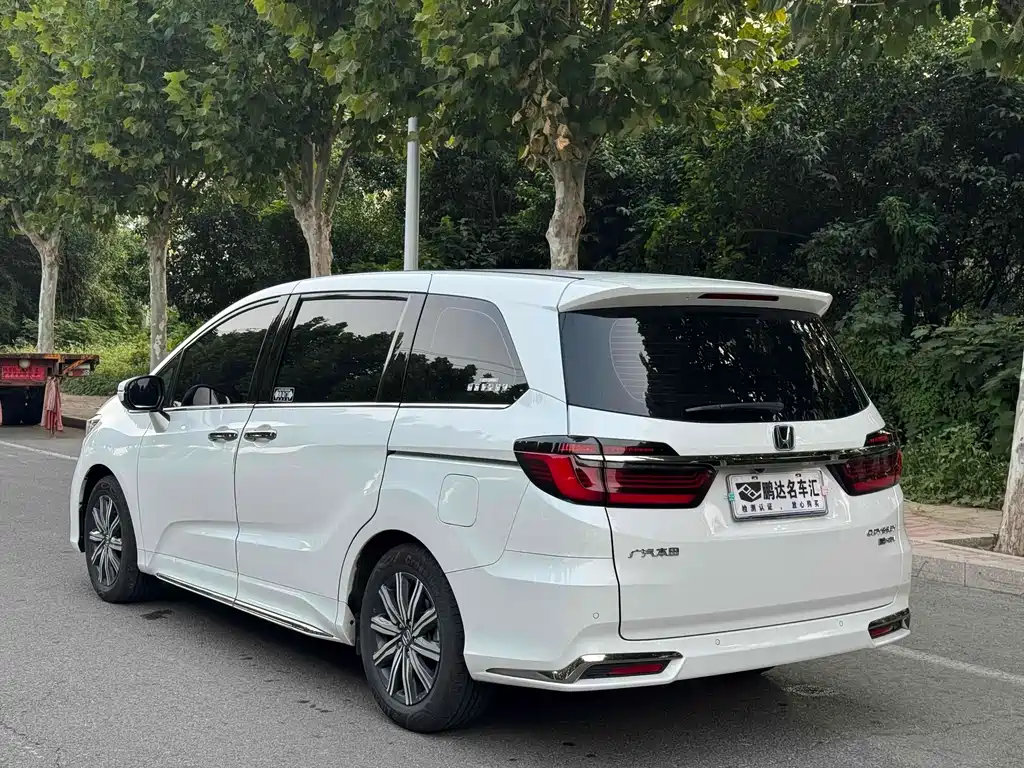 Odyssey 2.0 L e:HEV Sharp· Leading Enjoyment