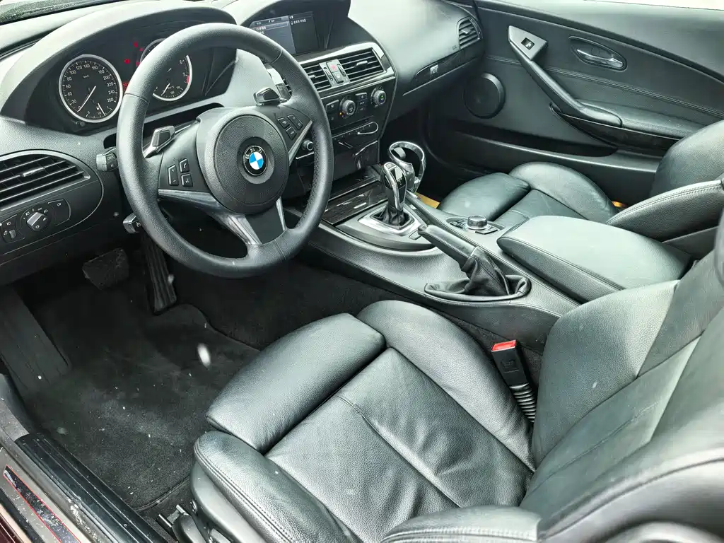 BMW 6 Series 630 i 2-door Coupe