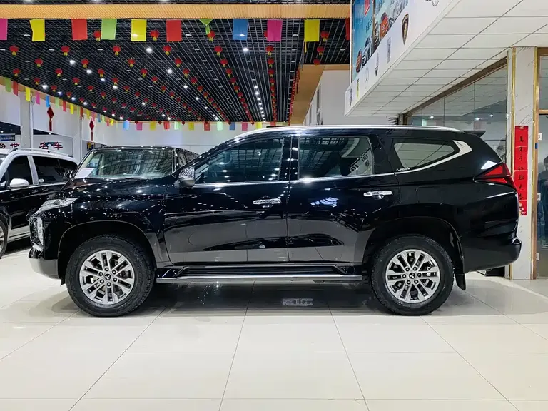 Mitsubishi Pajero Sport (Import) 3.0 L Luxury