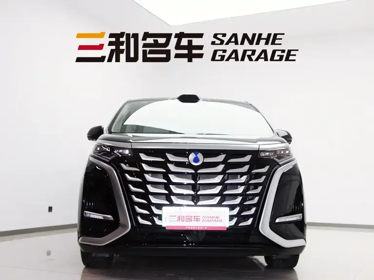 Denza D9 DM-i Smart Drive 1020 4 WD Flagship