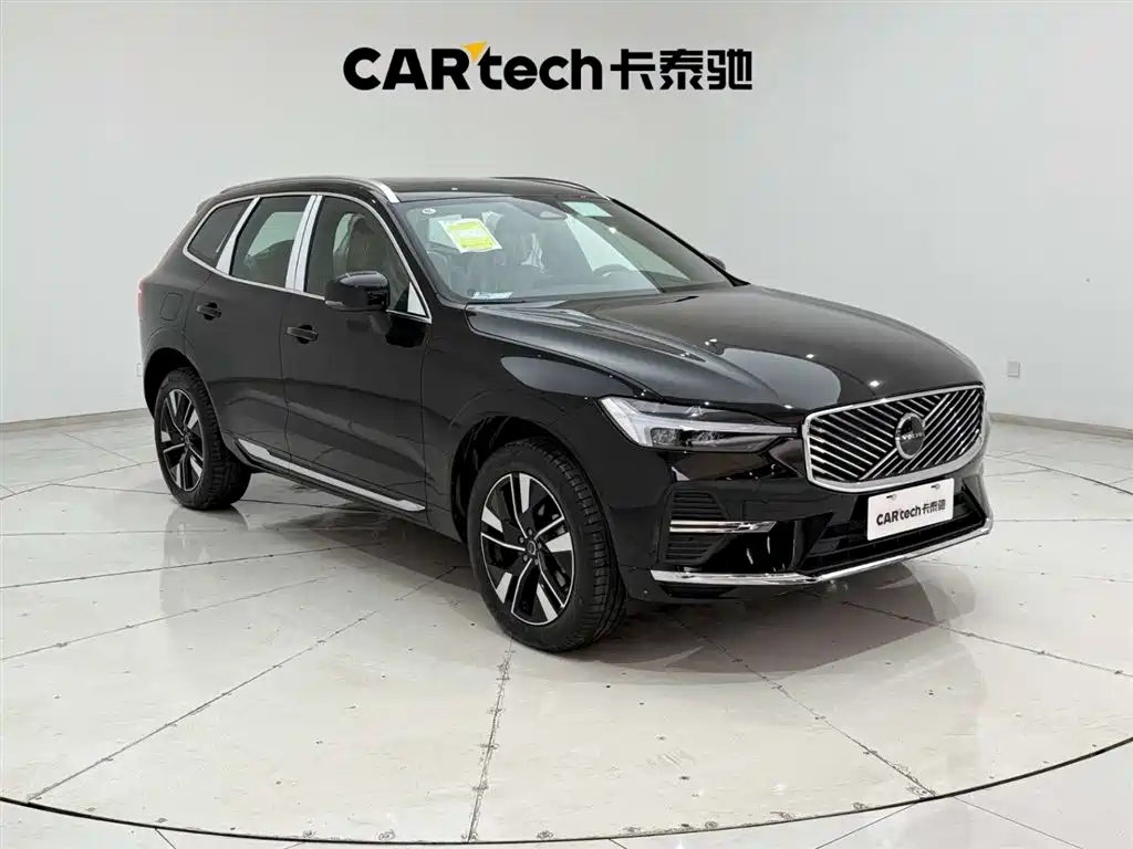 Volvo XC60 B5 4 WD Smart Vision Luxury