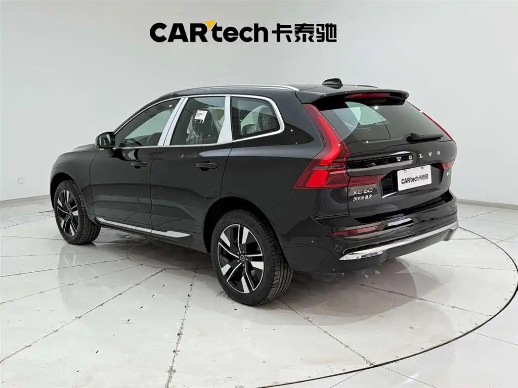 Volvo XC60 B5 4 WD Smart Vision Luxury