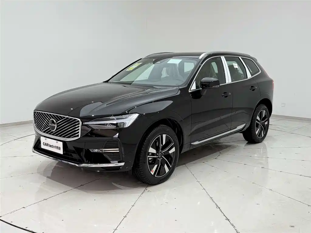Volvo XC60 B5 4 WD Smart Vision Luxury