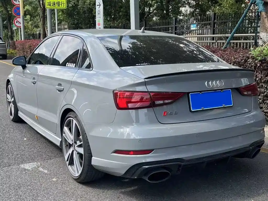 Audi RS 3 RS 3 2.5 T Limousine