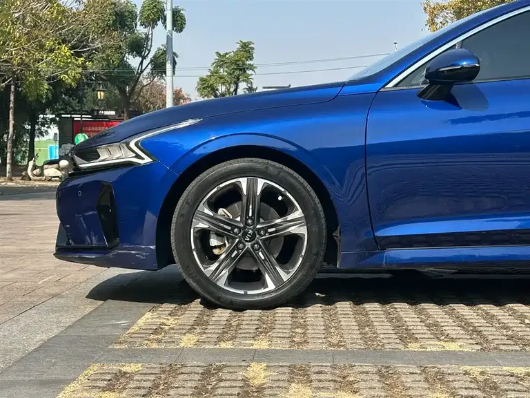 Kia K5 270 T CVVD Luxury