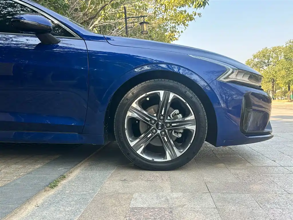 Kia K5 270 T CVVD Luxury