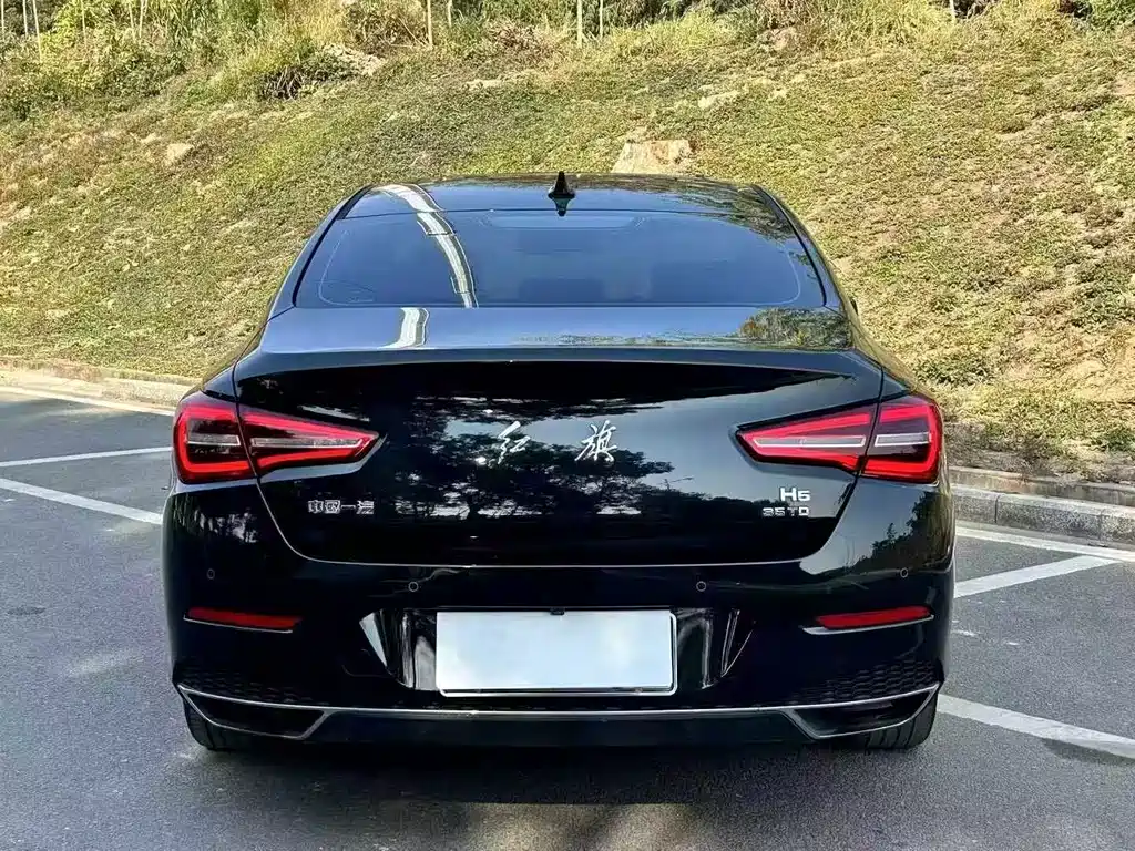 Hongqi H5 Classic 1.8 T Auto Connected Flagship