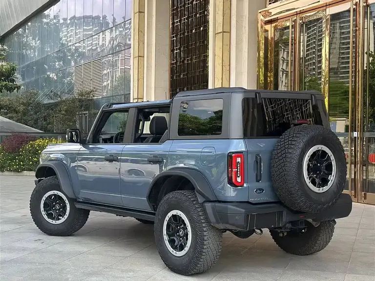 Ford Bronco 2.3 T Badlands