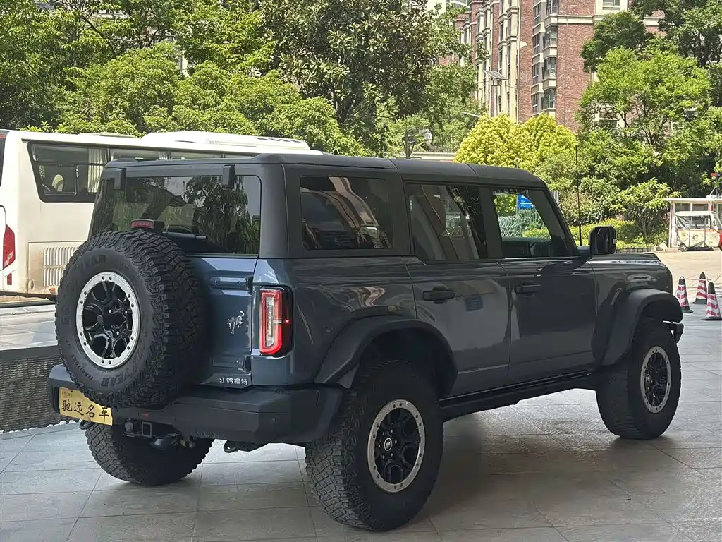 Ford Bronco 2.3 T Badlands
