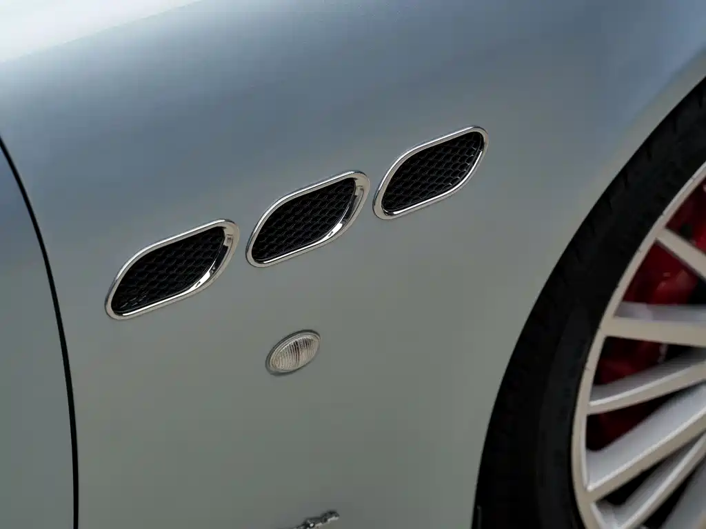 Quattroporte 总裁 2010款 4.7 L 运动版
