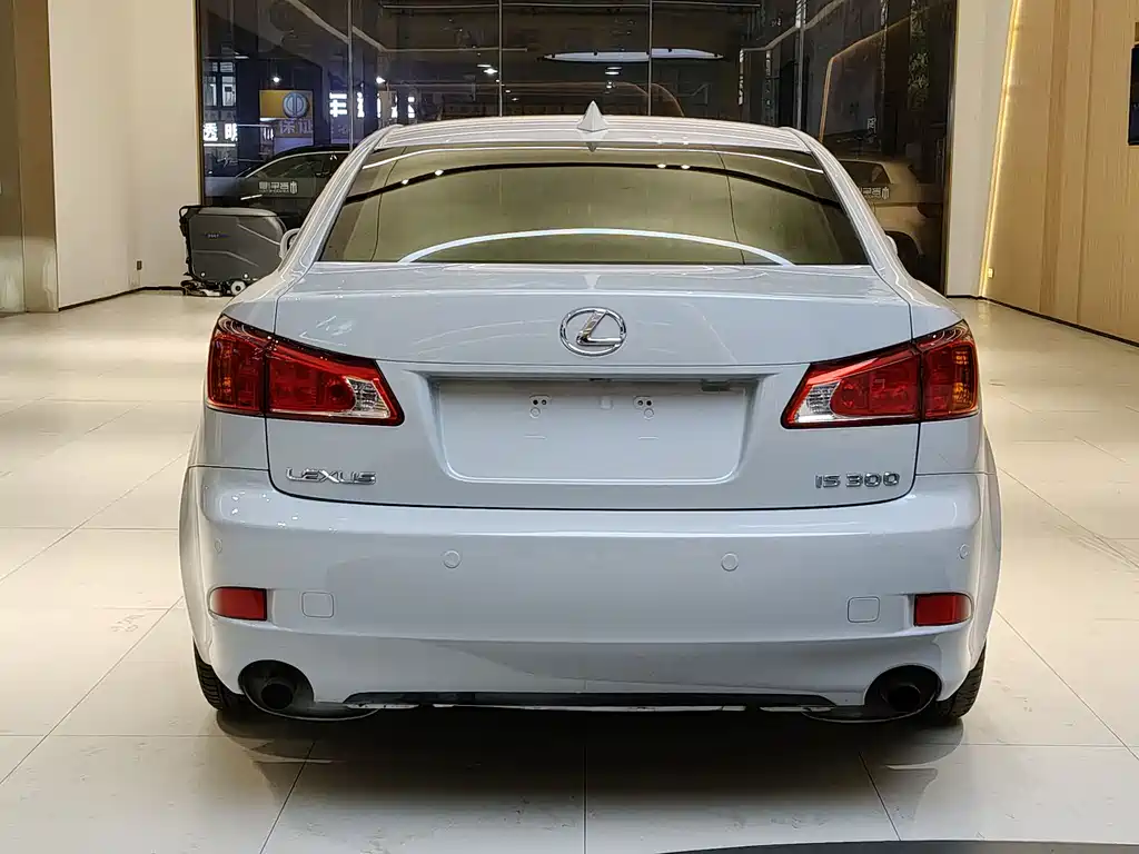 Lexus IS 300 Dynamic Shine