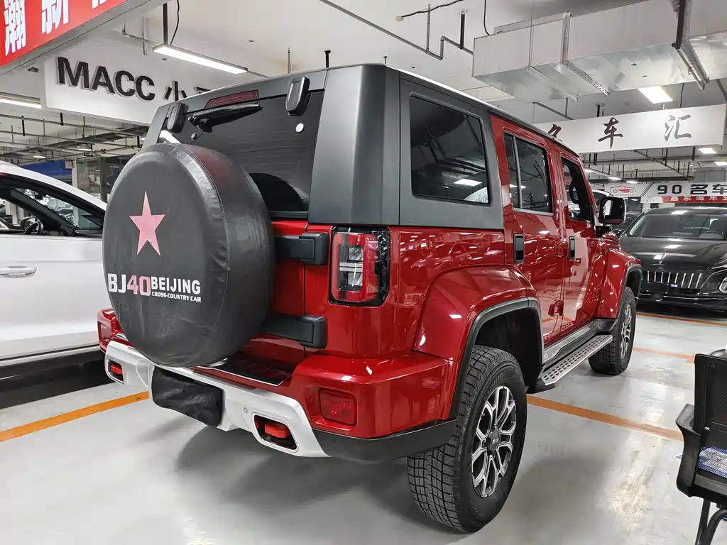 BAIC BJ40 2.0 T Auto 4 WD City Hunter Swordsman