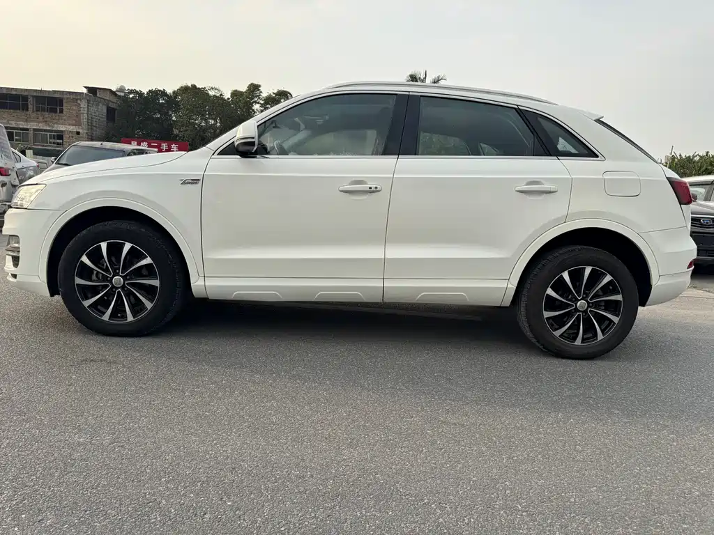 Zotye SR7 1.5 T Manual Rubik Heart CN-V