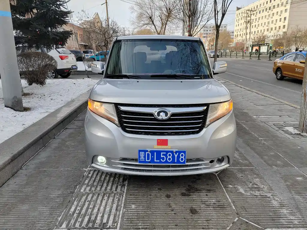 Cool Bear 1.5 L Manual Luxury