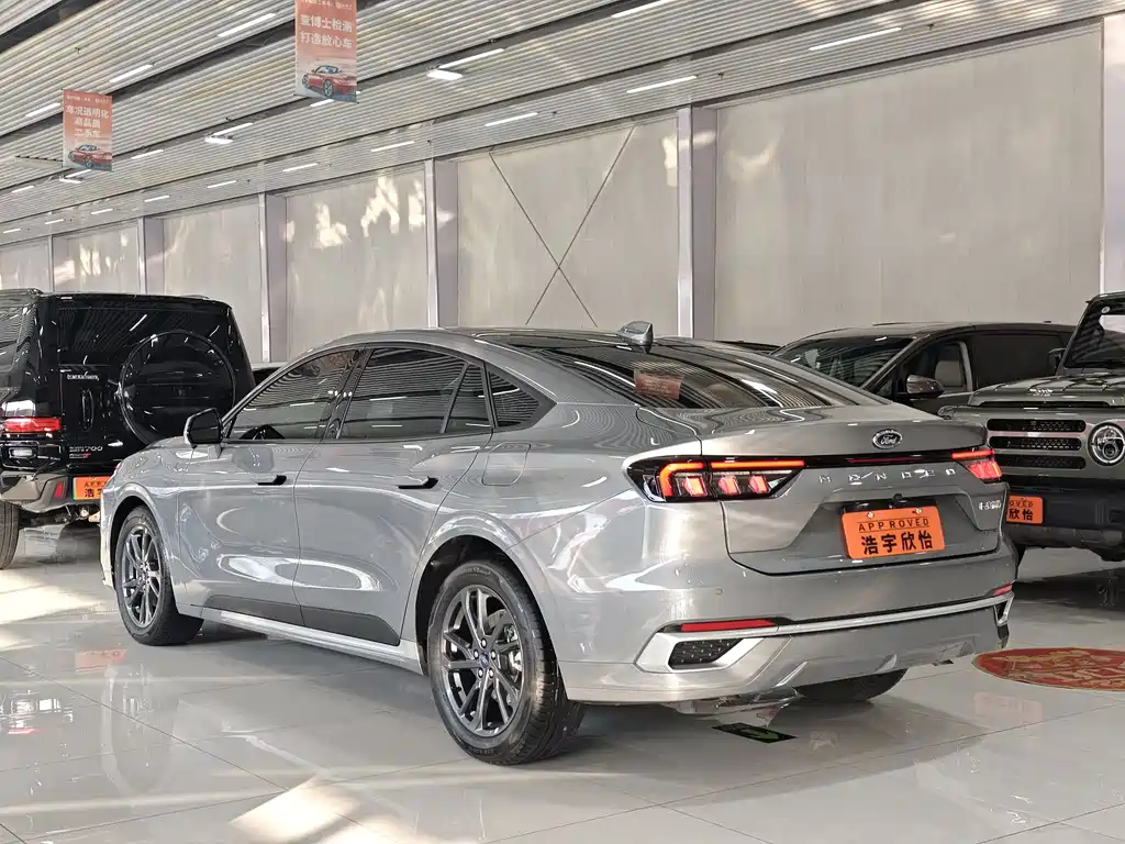 Mondeo 2.0 T EcoBoost Luxury