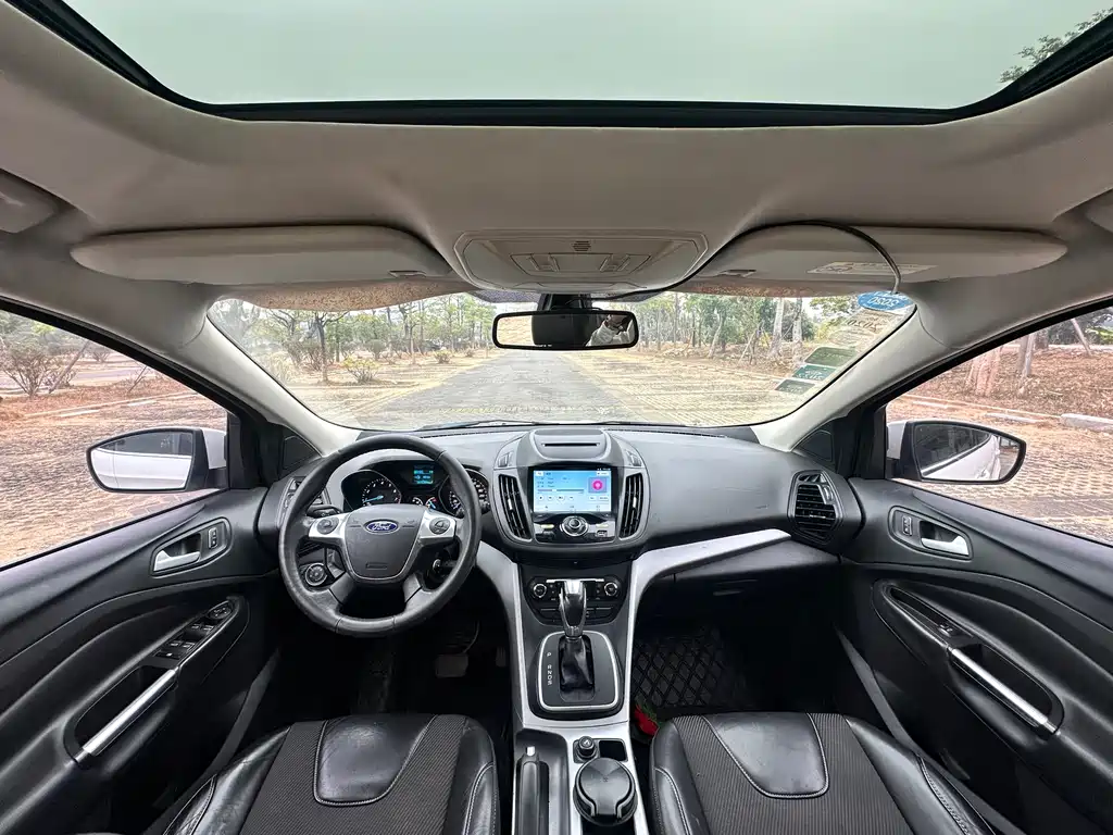 Kuga 1.5 L GTDi 2 WD Style