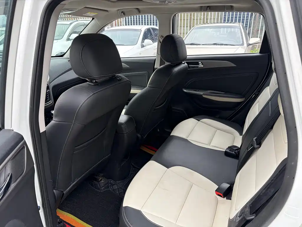 Changan CS35 1.6 L Auto Luxury
