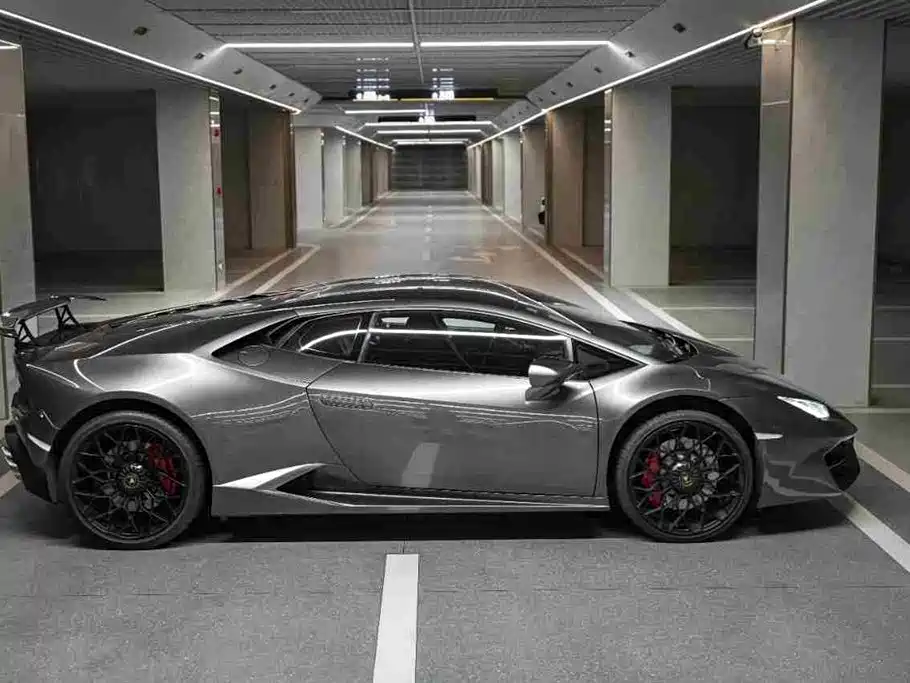 Huracán Huracán RWD Coupe