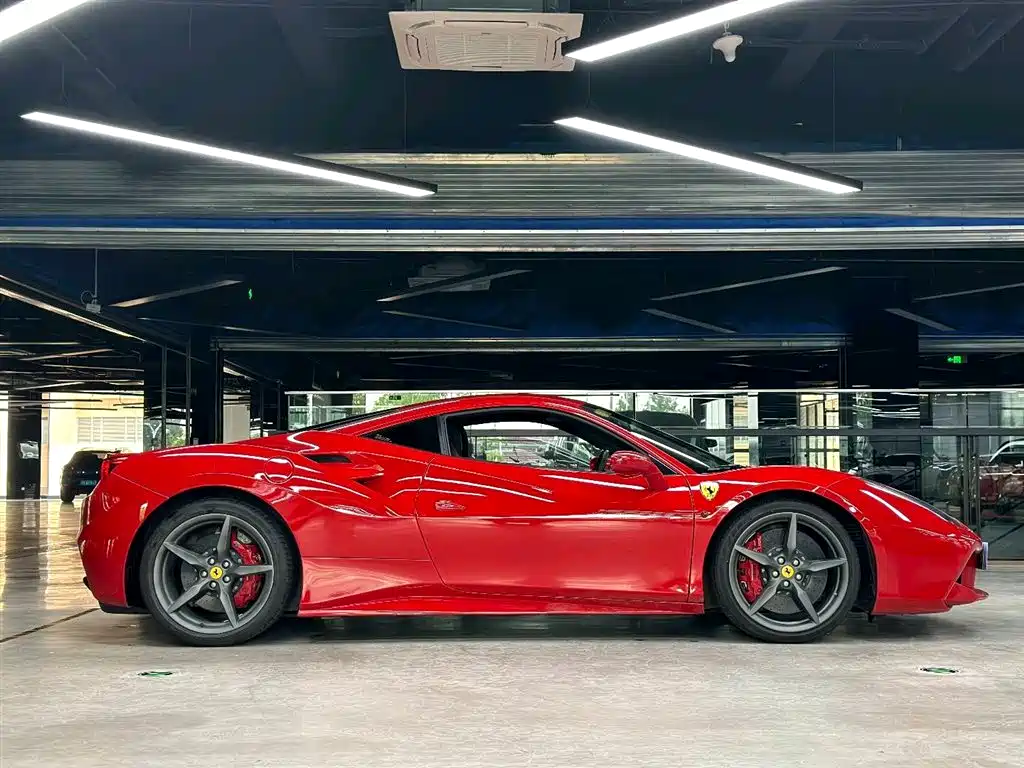 Ferrari 488 488 GTB