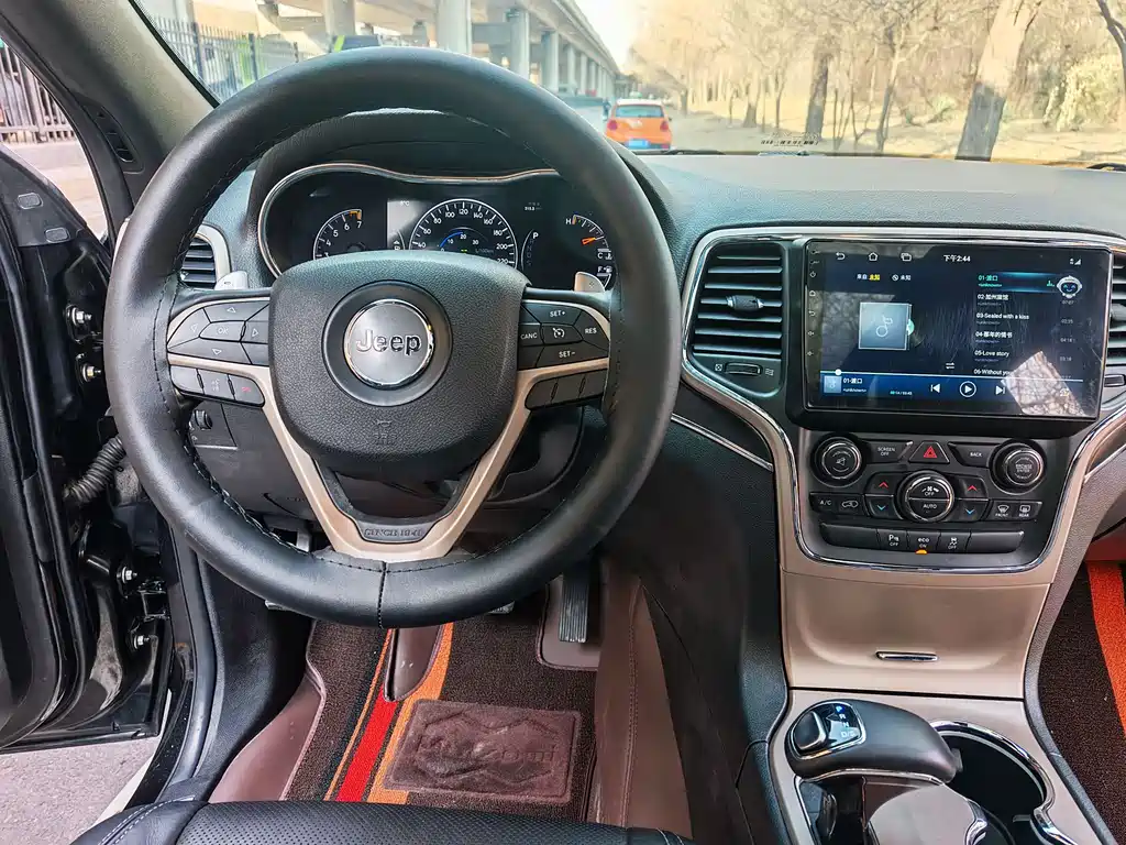 Grand Cherokee (Import) 3.6 L Elite Navigation