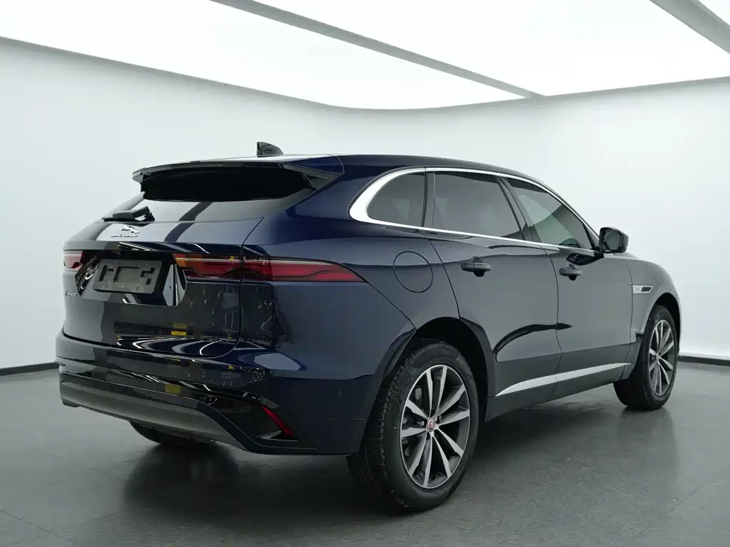 Jaguar F-PACE 250 PS R-Dynamic S
