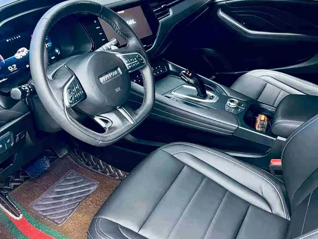 Haval F7 2.0 T 4 WD 70 Anniversary Limited