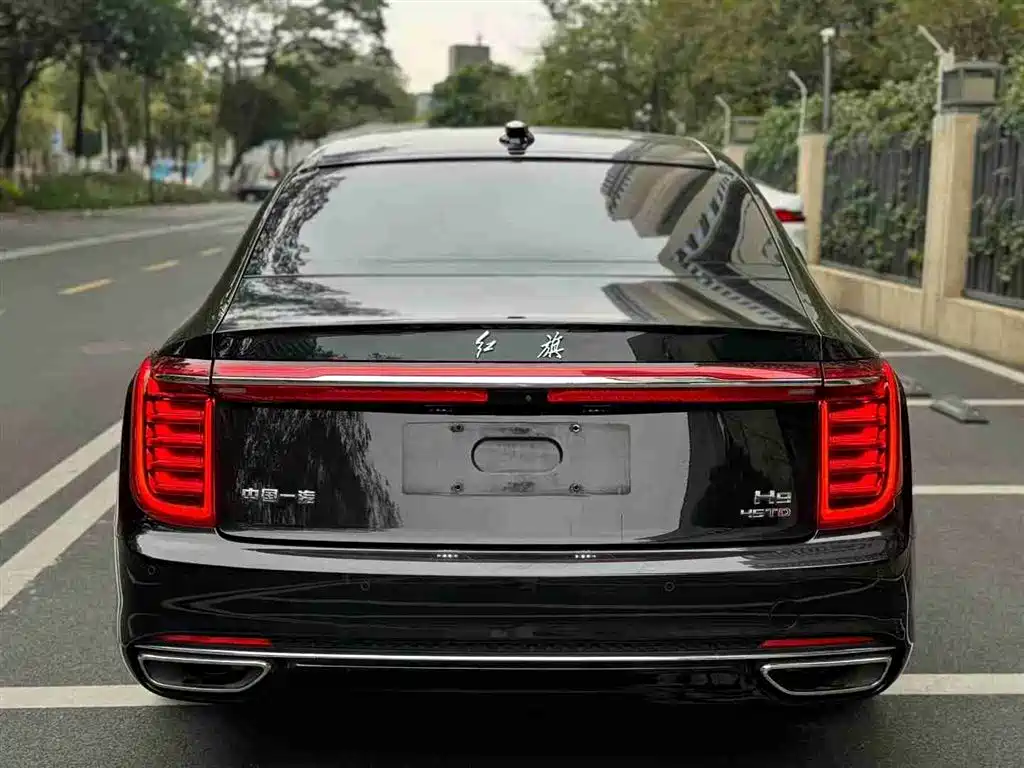 Hongqi H9 2.0 T Connected Flagship Enjoyment