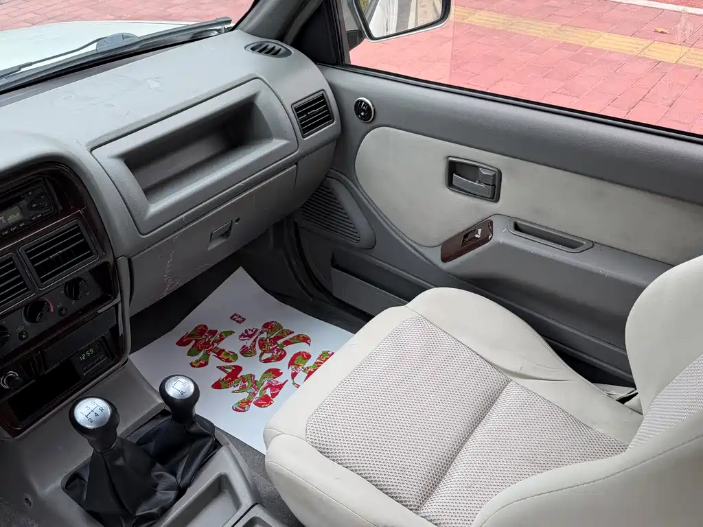 Jingji Zhe 2.8 T UC Diesel Multi-purpose