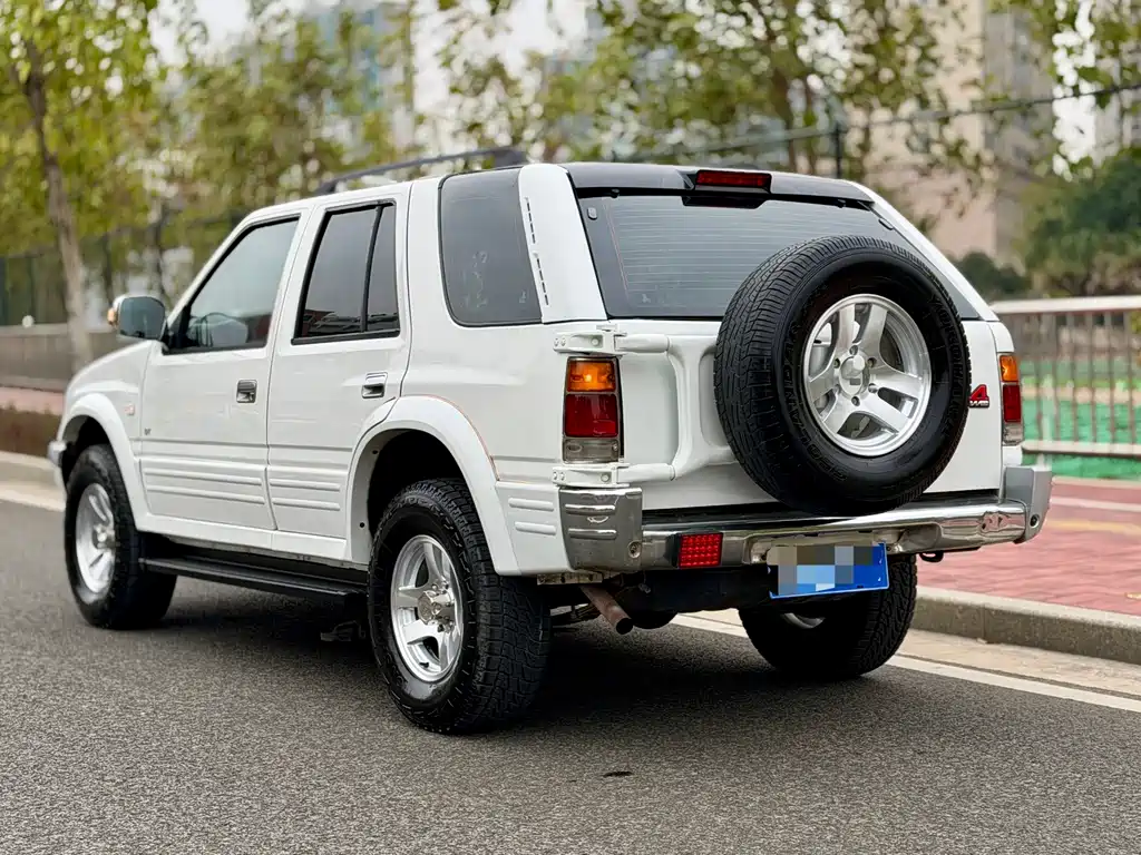 Jingji Zhe 2.8 T UC Diesel Multi-purpose