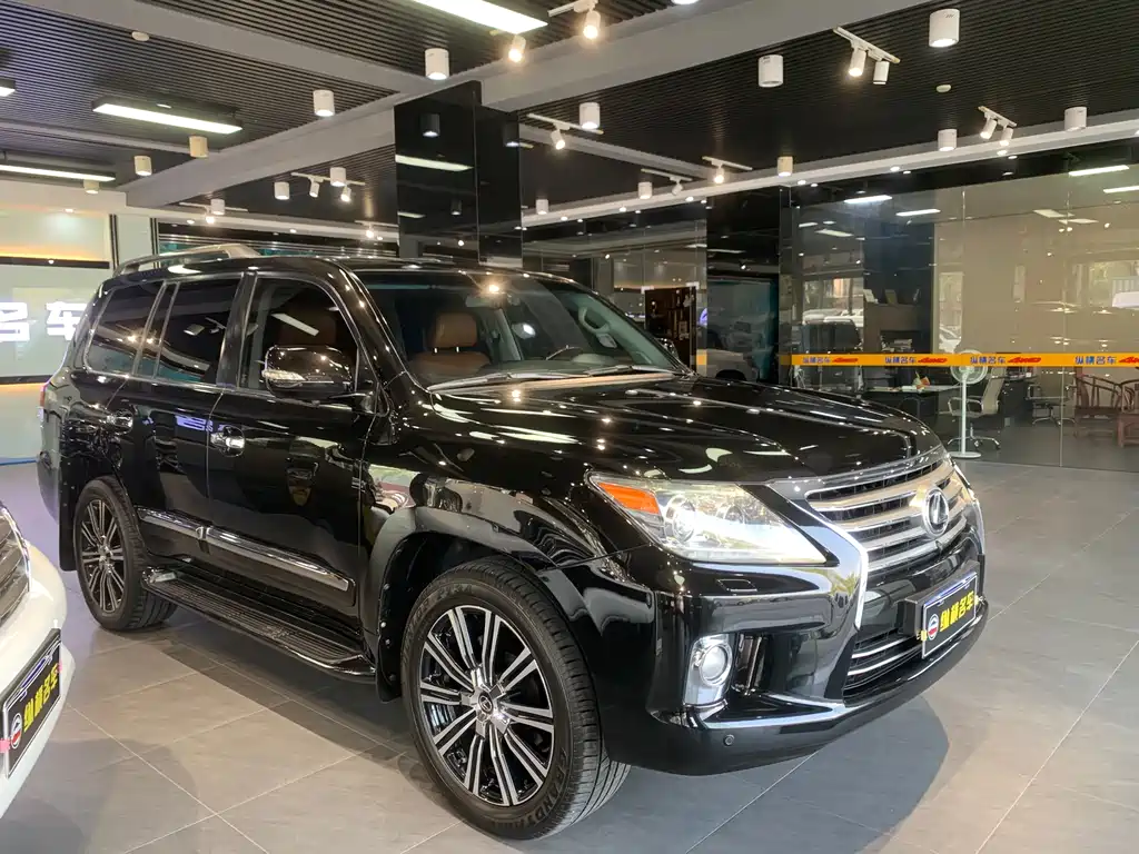 Lexus LX 570
