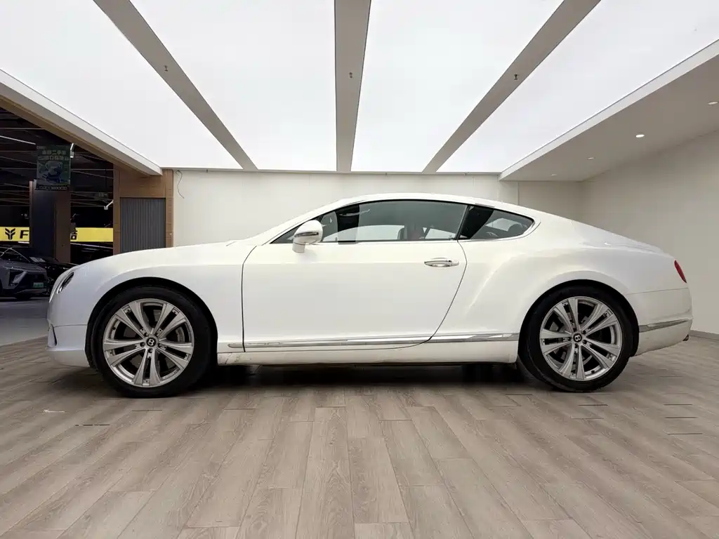Continental GT 4.0 T GT V8