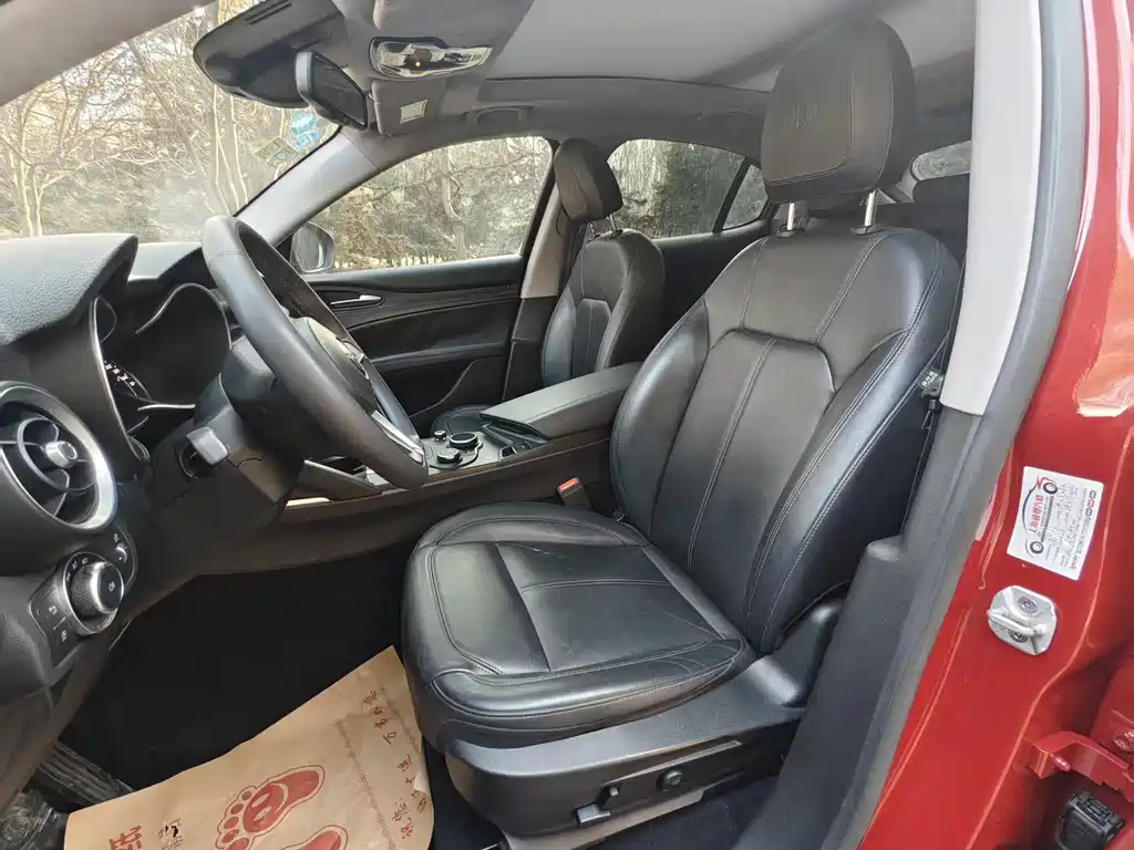 Stelvio 2.0 T 200 HP Elite