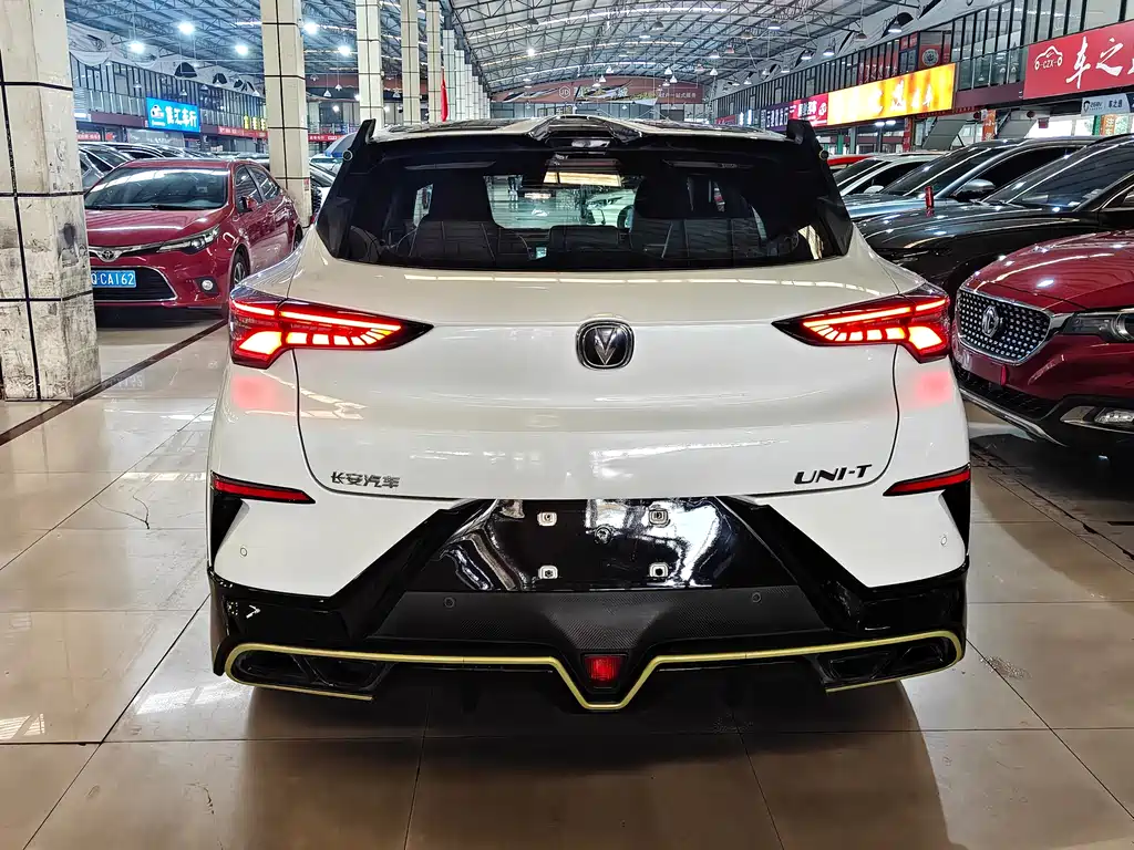 Changan UNI-T 1.5 T Sport Distinguished