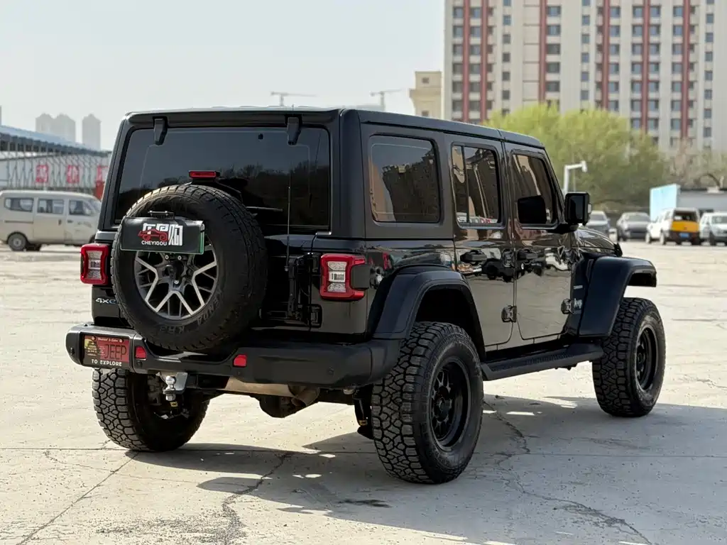 Wrangler NEV 4-door 2.0 T 4 xe Sahara Advance