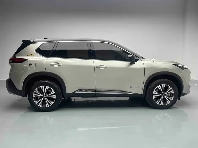 Nissan X-Trail e-POWER Super Hybrid Dual Motor 4 WD Luxury