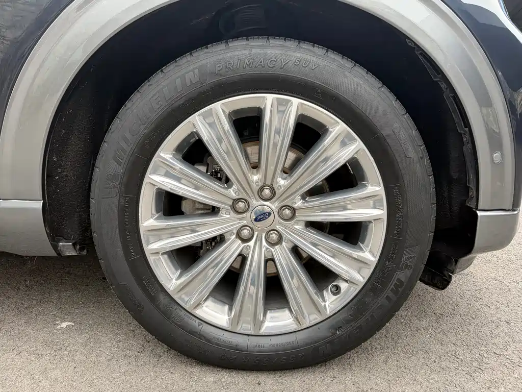 Explorer EcoBoost 285 4 WD Titanium 7-seat