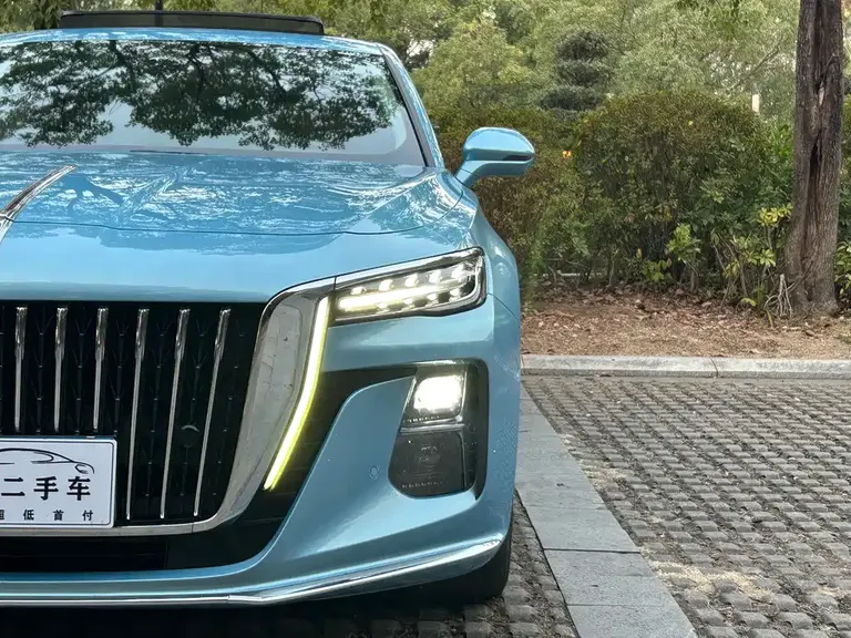 Hongqi H5 2.0 T Auto Connected Flagship Leading