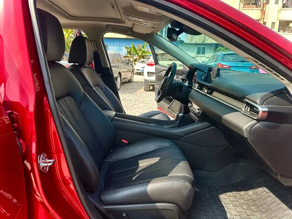 Atenza 2.5 L Blue Sky Sport