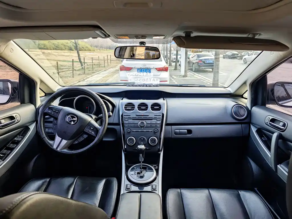 Mazda CX-7 2.5 L 2 WD Luxury