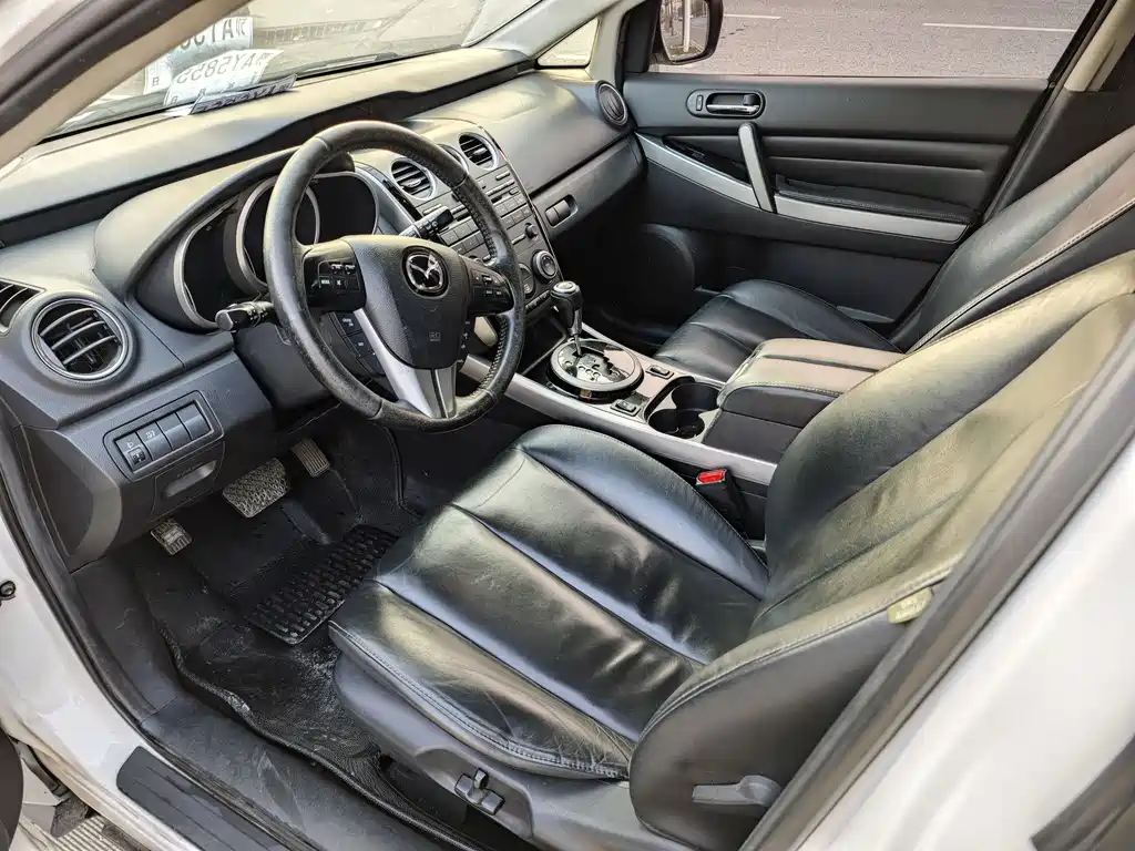 Mazda CX-7 2.5 L 2 WD Luxury