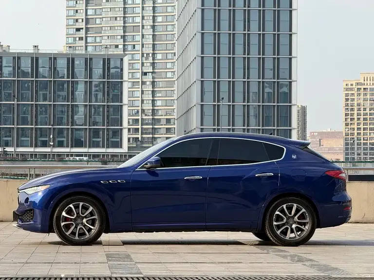 Maserati Levante 3.0 T Standard