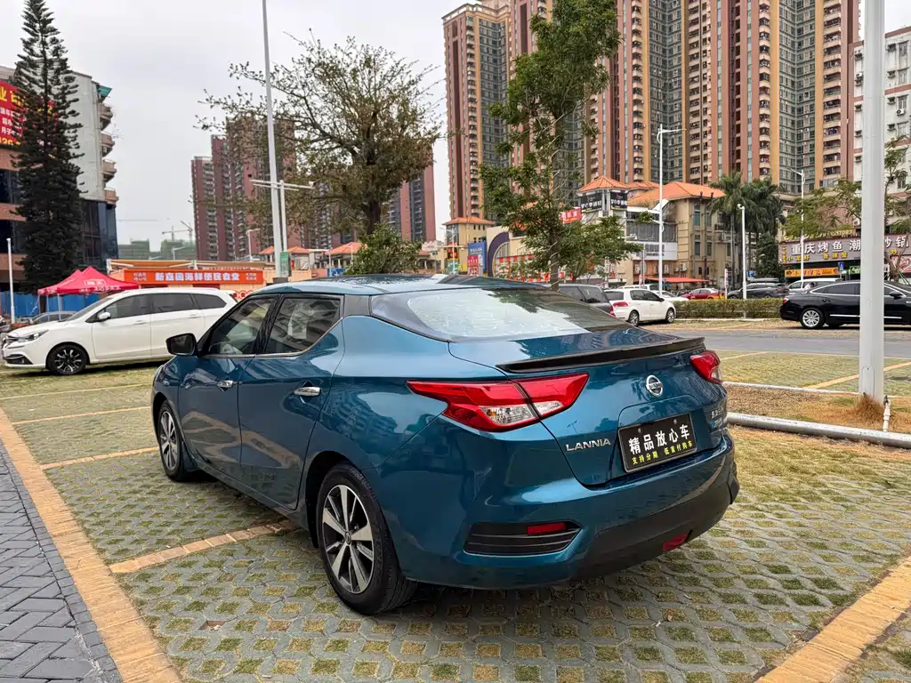 Lannia 1.6 L CVT Cool