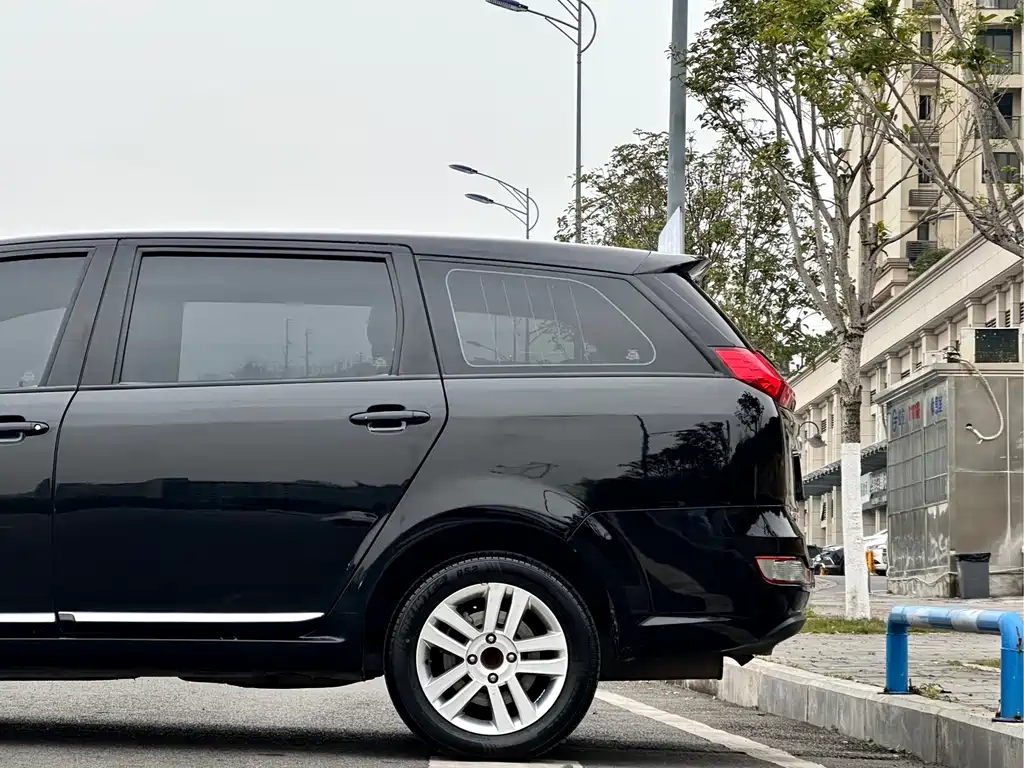 Arrizo M7 2.0 L CVT Wide Joy 232-seat