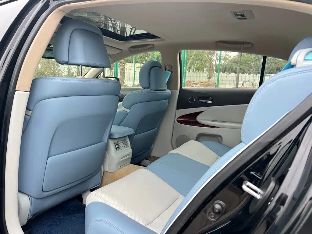 Lexus GS 300