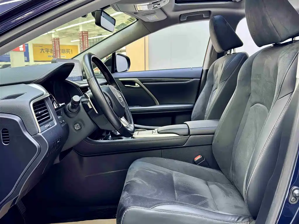 Lexus RX 300 2 WD Elite CN-VI
